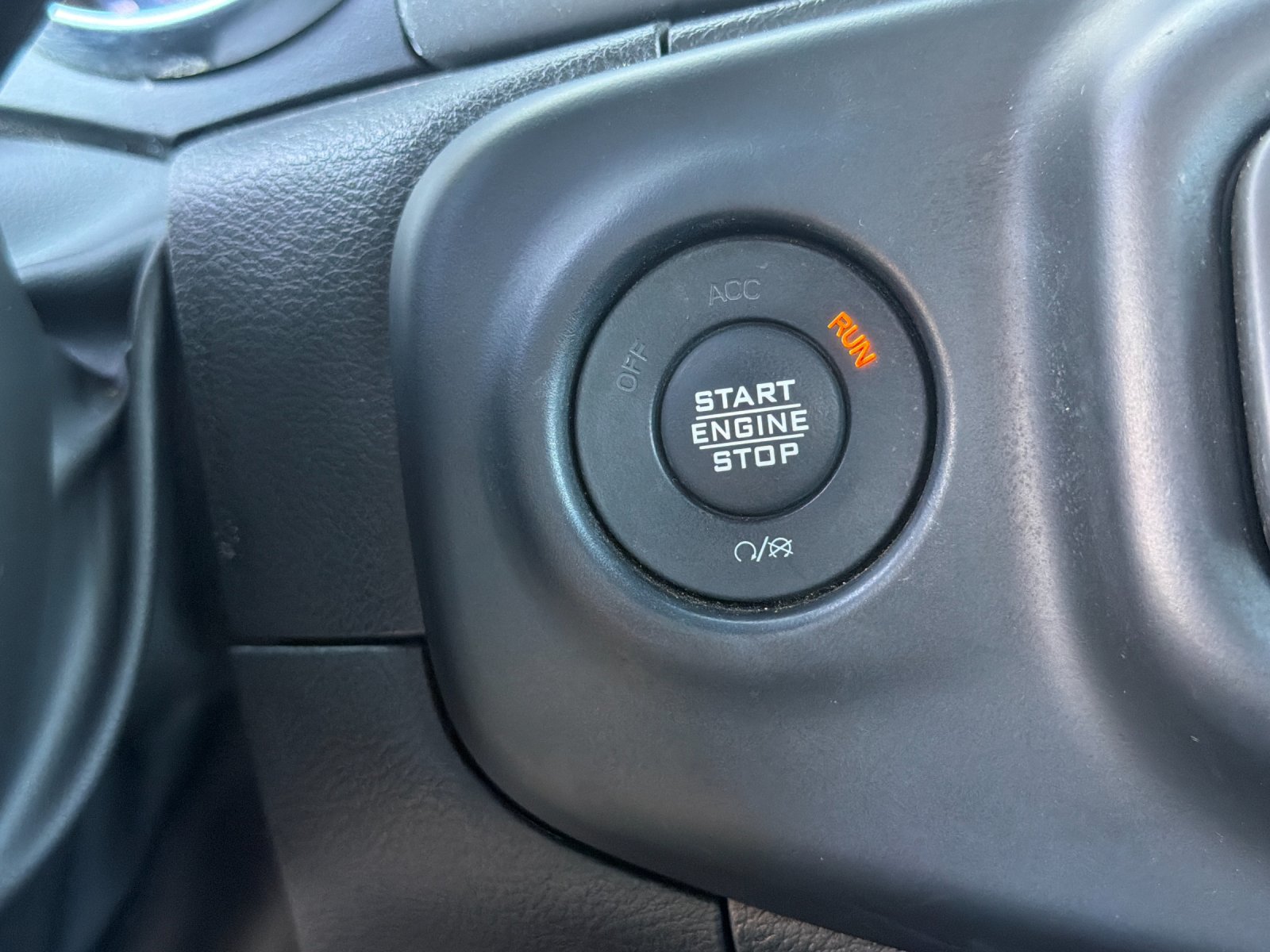 Used 2023 Jeep Wrangler Unlimited Sport AWD/4WD image 25
