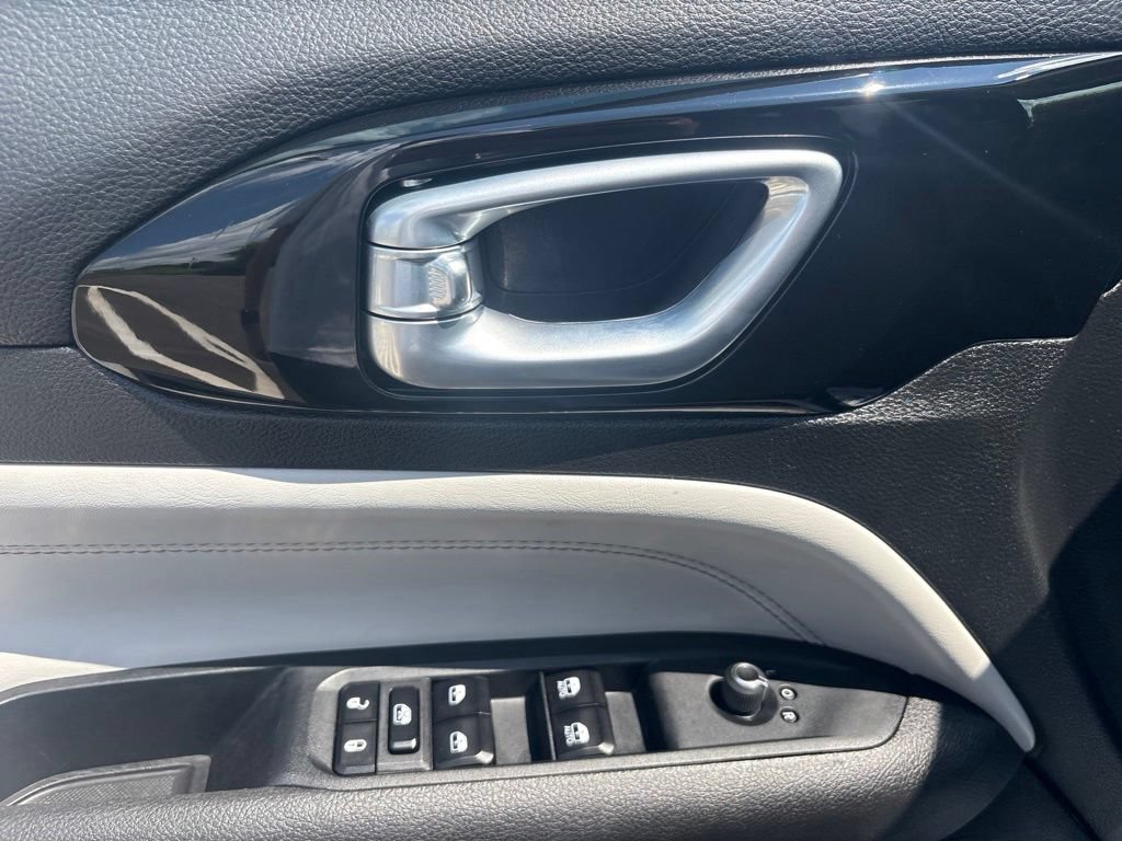 Certified 2023 Jeep Compass Limited AWD/4WD image 14