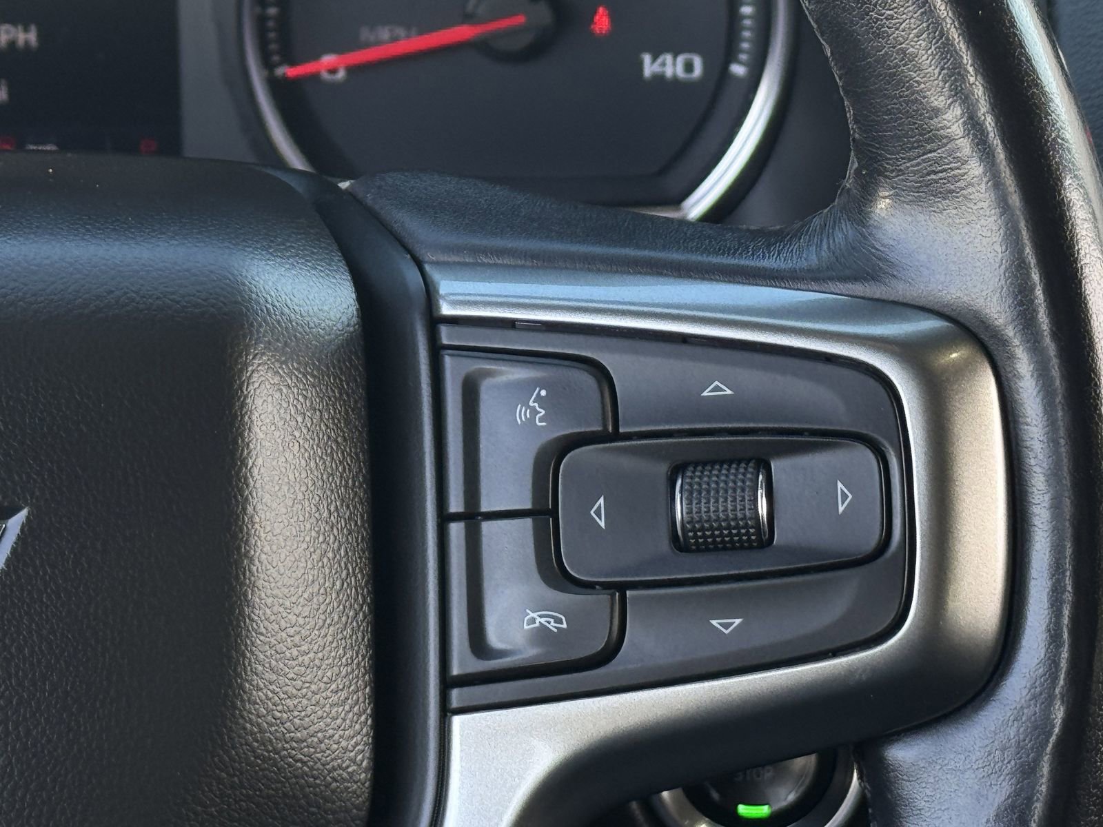 Used 2021 Chevrolet Tahoe Z71 w/ Luxury Package image 15