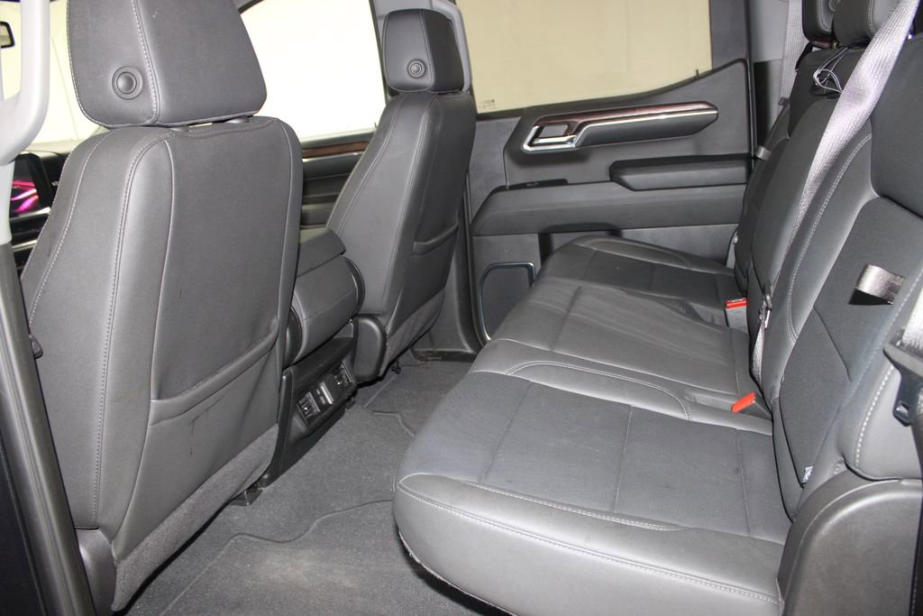 Used 2024 GMC Sierra 1500 SLT image 22
