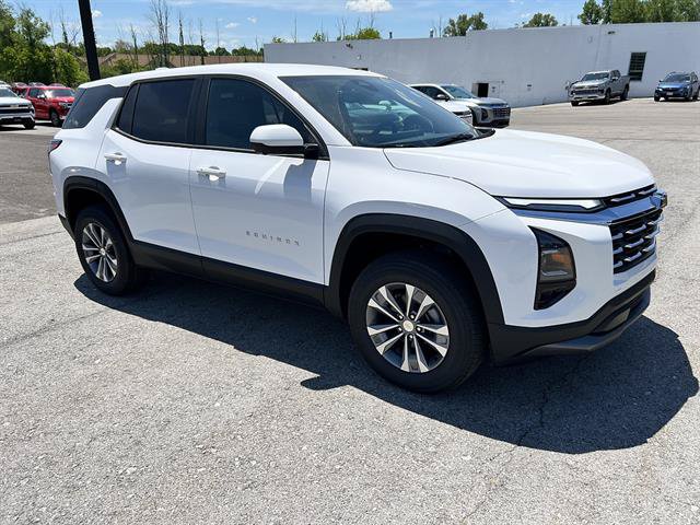 New 2026 Chevrolet Equinox LT w/ Safety and Technology Package FWD image 8