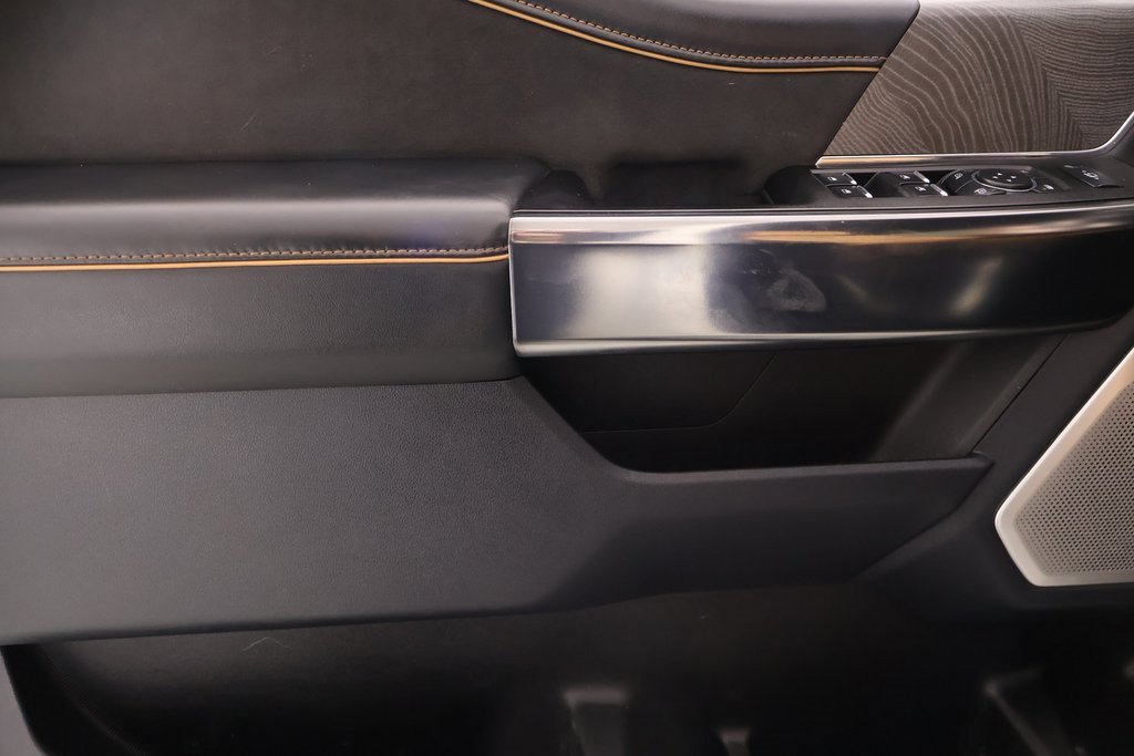 Used 2024 Ford F350 Platinum w/ FX4 Off-Road Package image 16