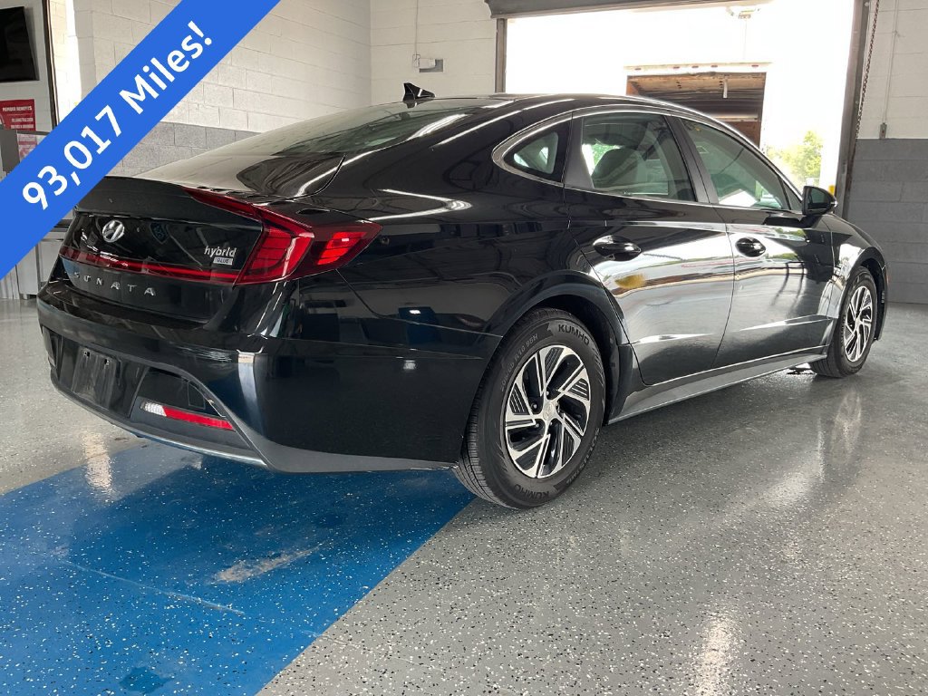Used 2021 Hyundai Sonata Blue FWD image 2