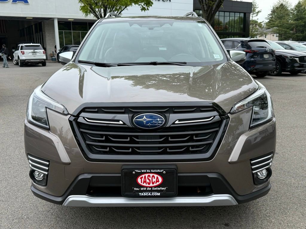 Used 2023 Subaru Forester Touring AWD/4WD image 3