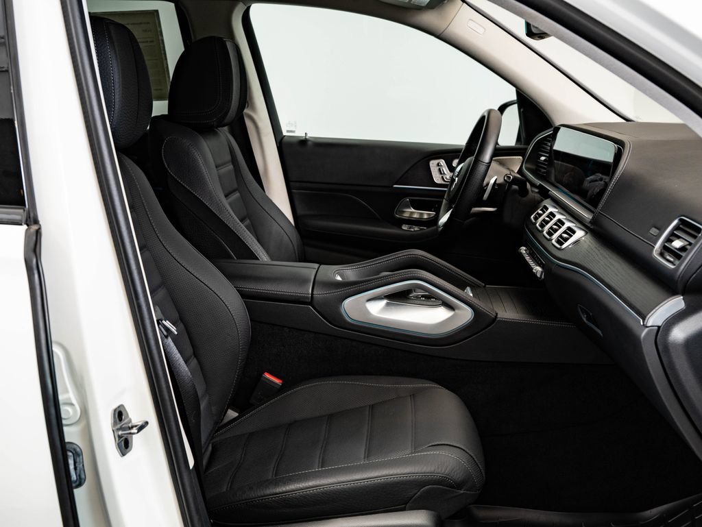 Certified 2023 Mercedes-Benz GLS 580 4MATIC image 26