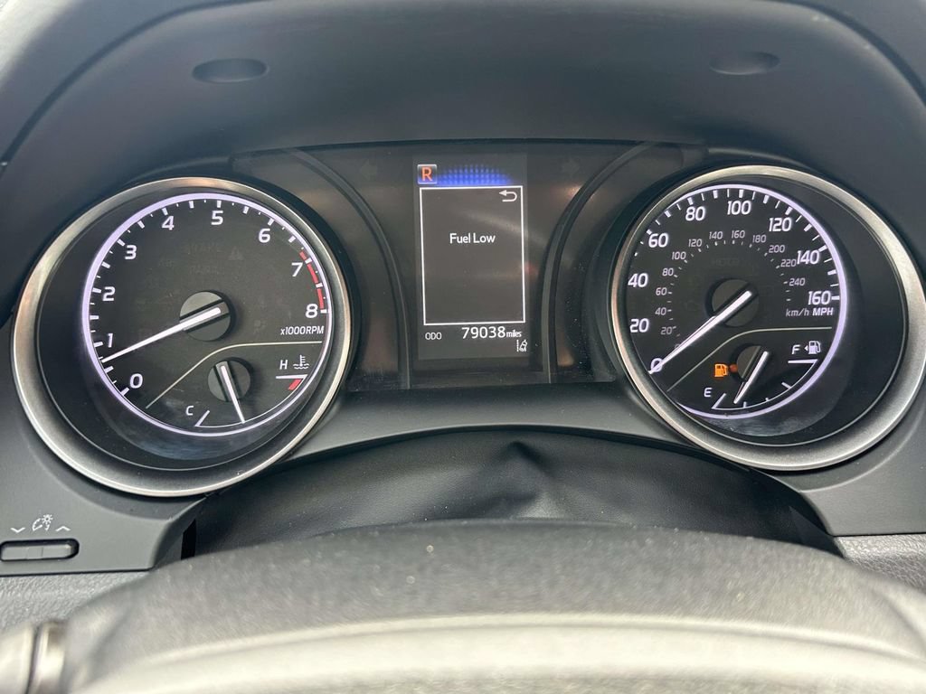 Used 2021 Toyota Camry SE FWD image 27