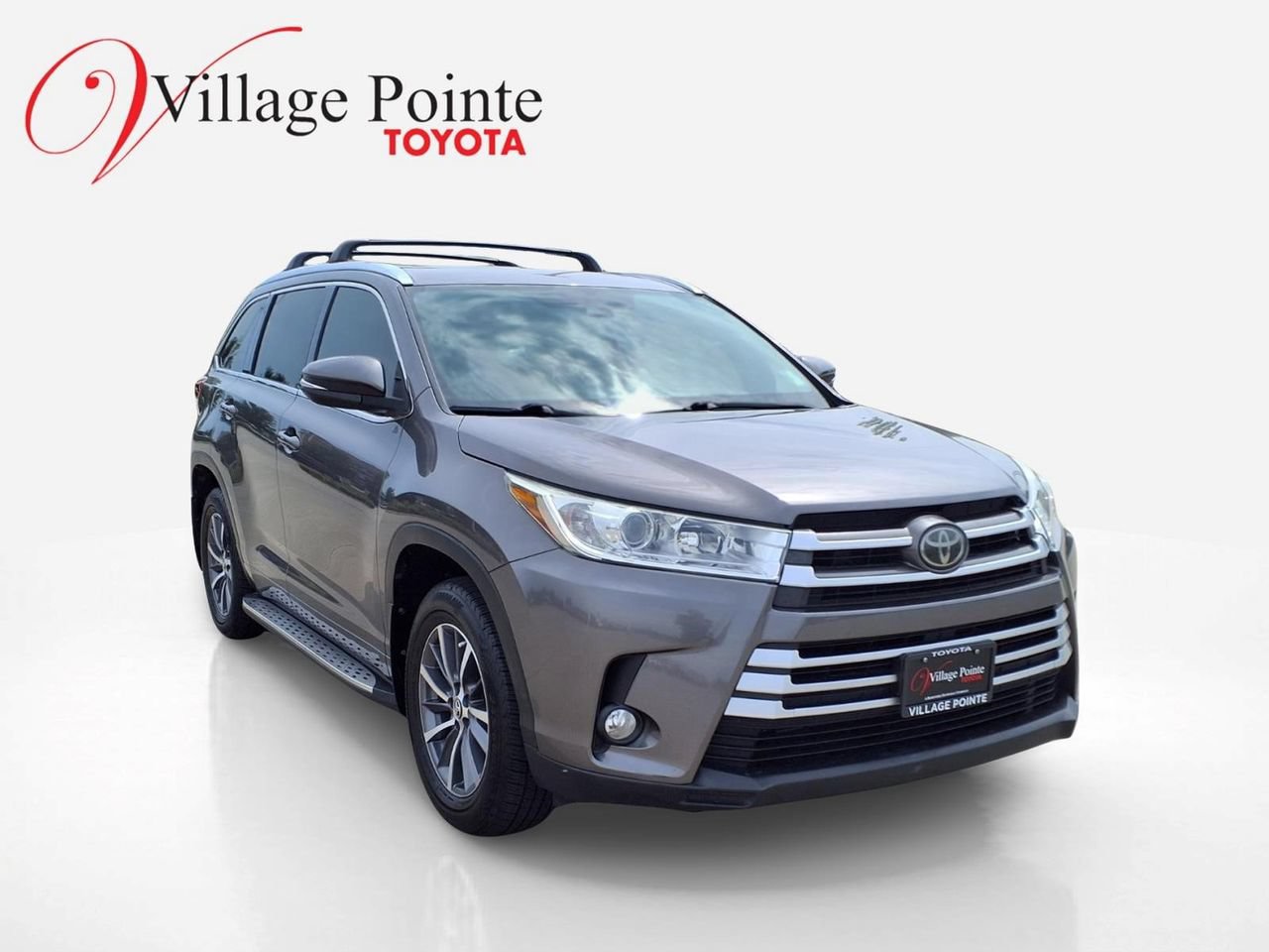 Used 2017 Toyota Highlander XLE FWD image 9