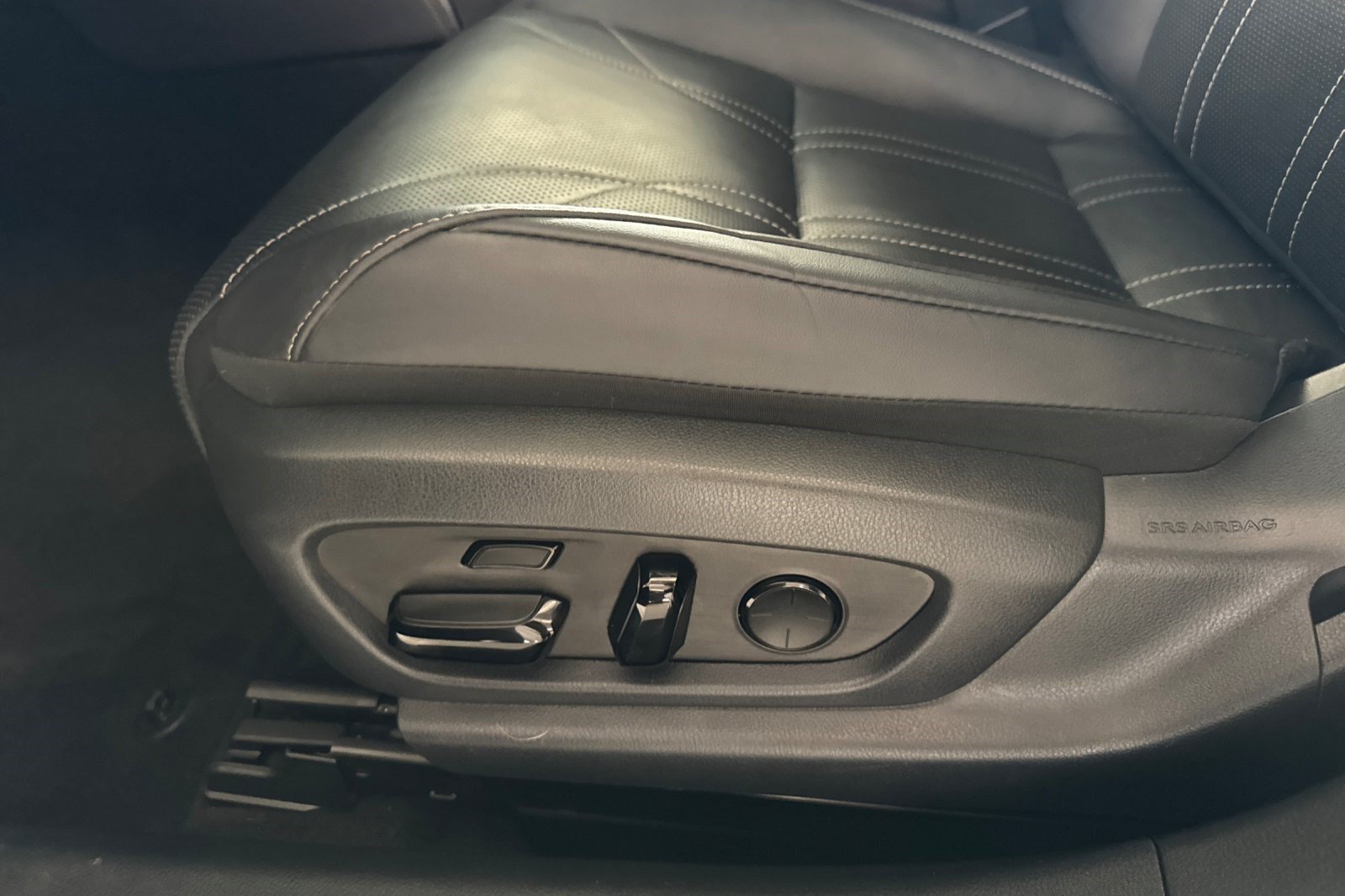 Used 2023 Lexus ES 350 w/ Accessory Package (Z1) FWD image 14
