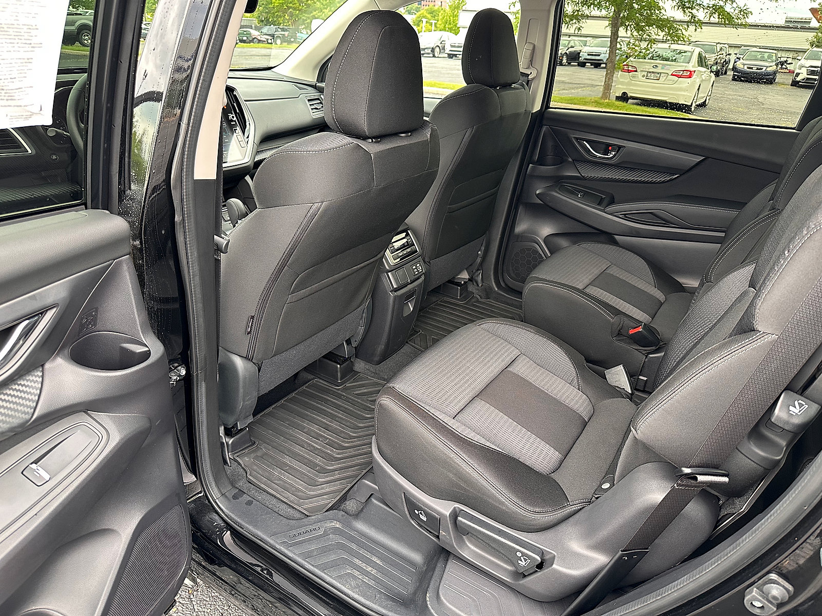 Certified 2025 Subaru Ascent Premium AWD/4WD image 13