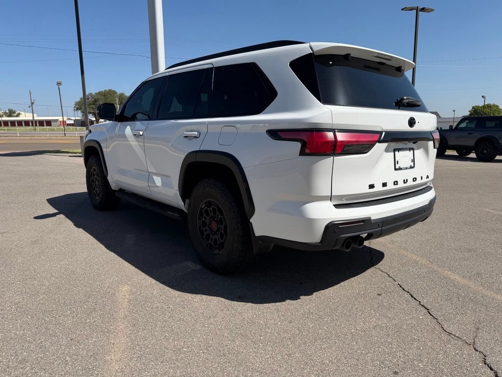 Used 2023 Toyota Sequoia TRD Pro AWD/4WD image 5