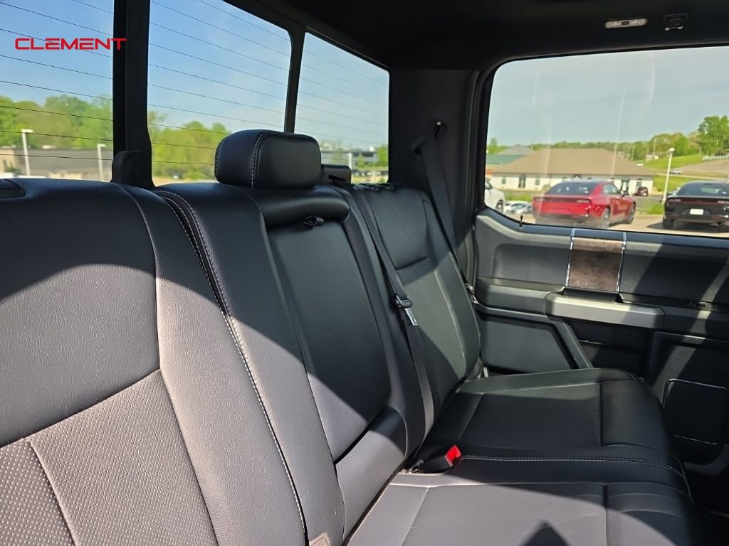 Used 2022 Ford F350 Lariat w/ Black Appearance Package AWD/4WD image 22