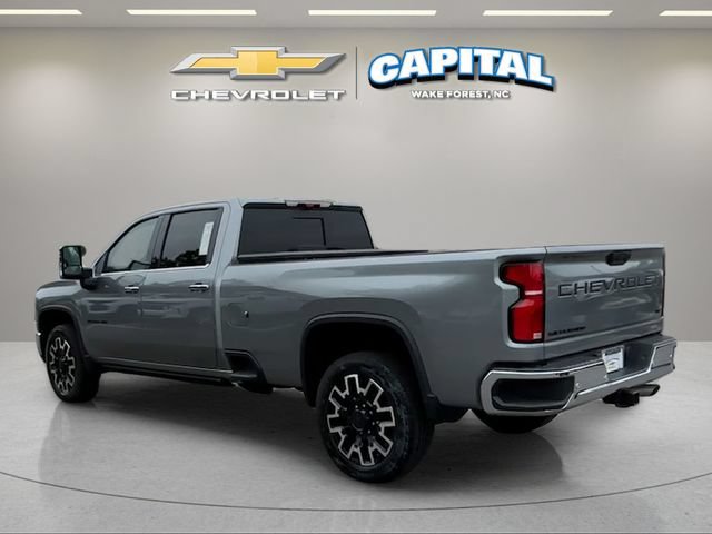 Used 2025 Chevrolet Silverado 2500 LTZ w/ LTZ Plus Package AWD/4WD image 3