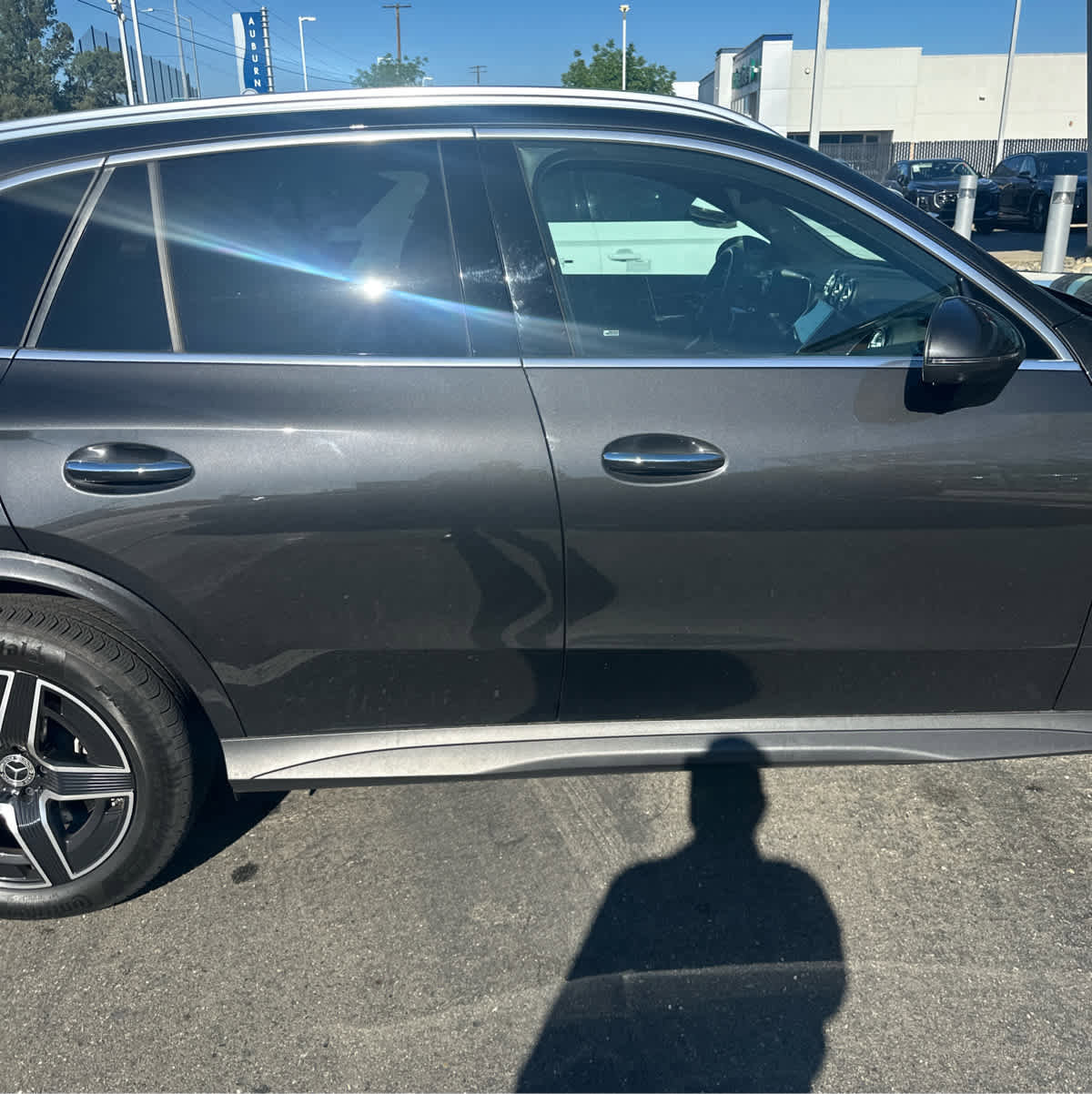 Used 2025 Mercedes-Benz GLC 350e 4MATIC image 11