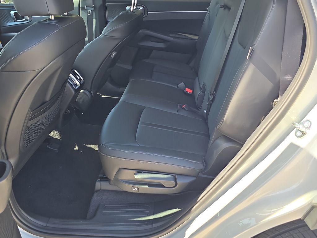 New 2026 Kia Sorento S image 16
