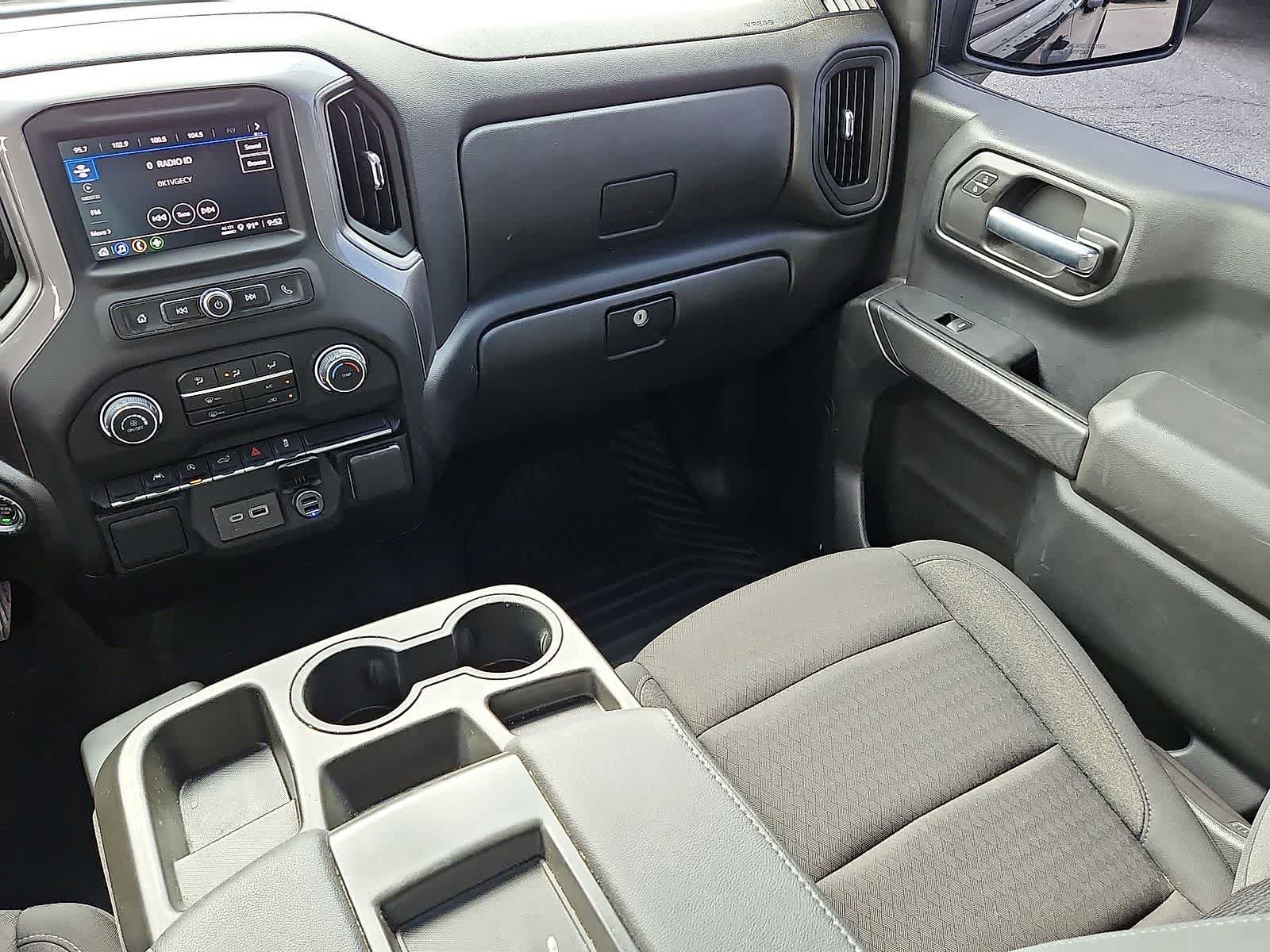 Used 2023 Chevrolet Silverado 1500 Custom AWD/4WD image 12