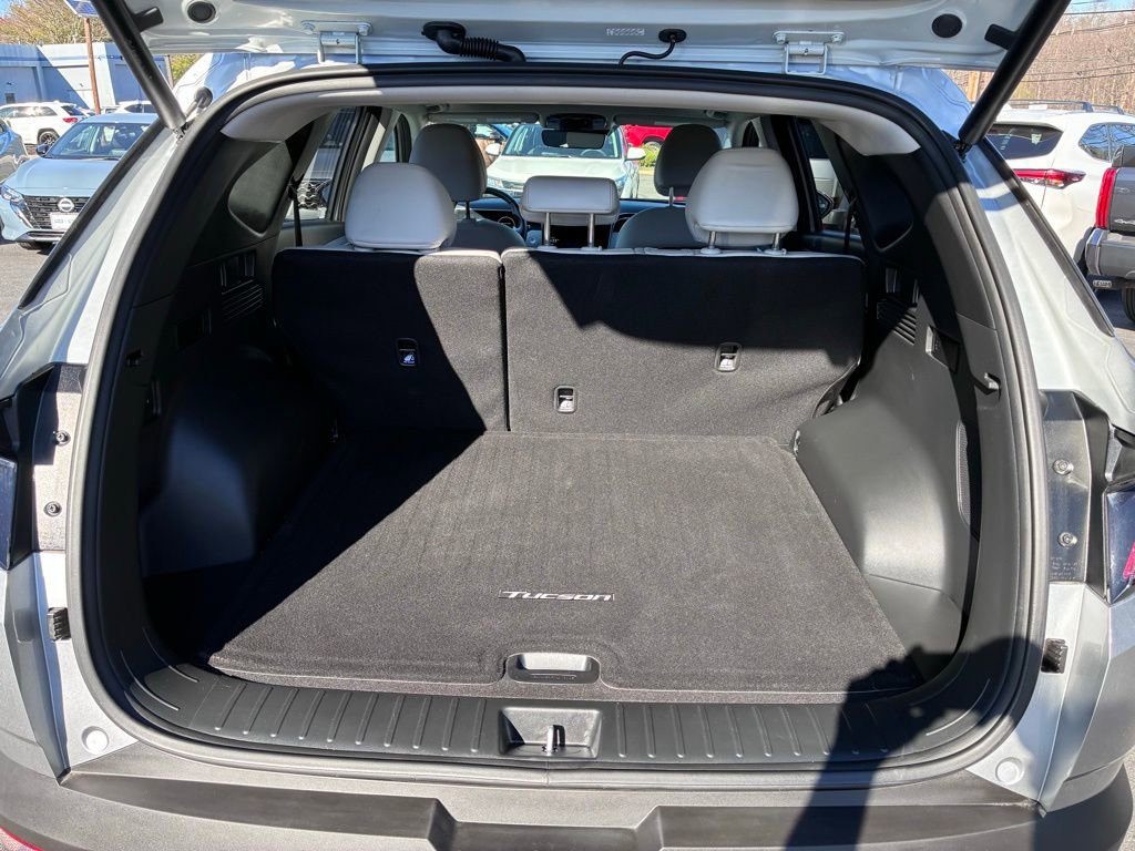 Used 2024 Hyundai Tucson Limited AWD/4WD image 12