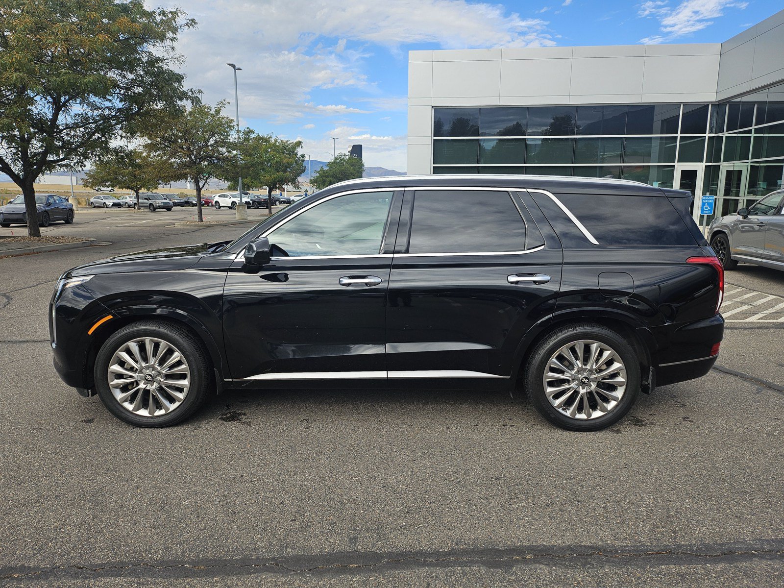 Used 2020 Hyundai Palisade Limited AWD/4WD image 9