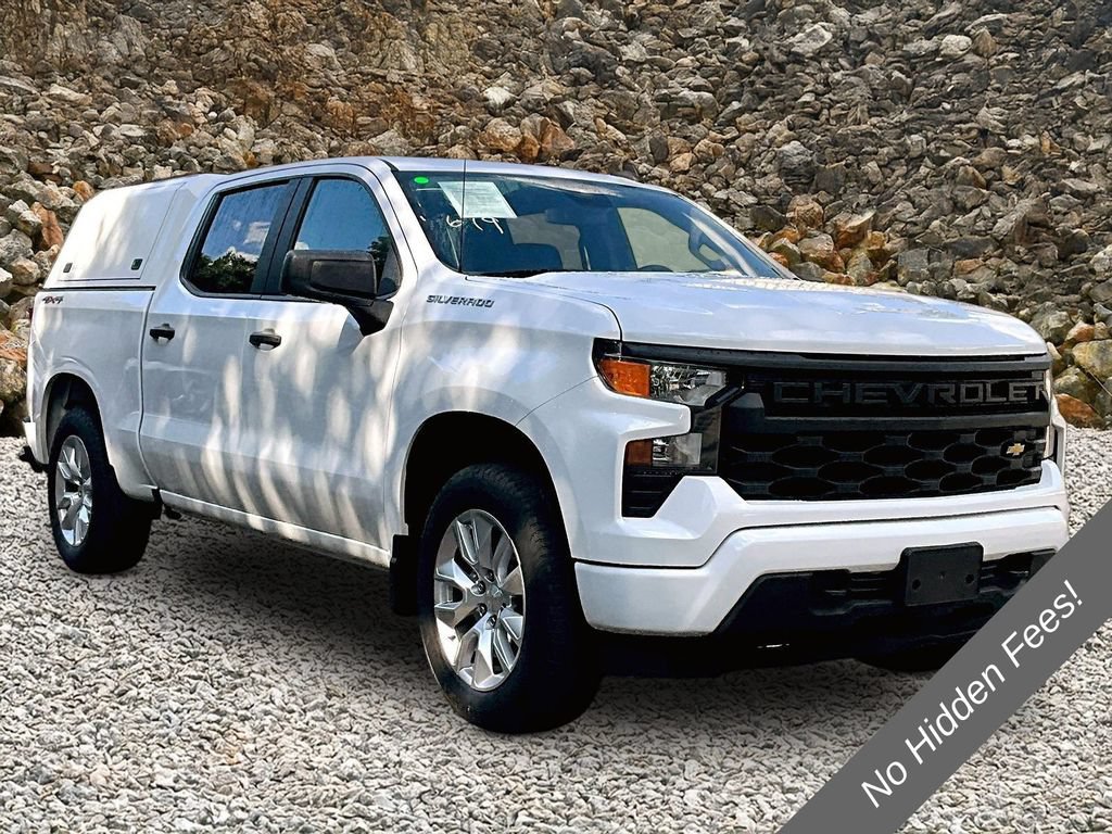 Used 2023 Chevrolet Silverado 1500 Custom AWD/4WD image 9