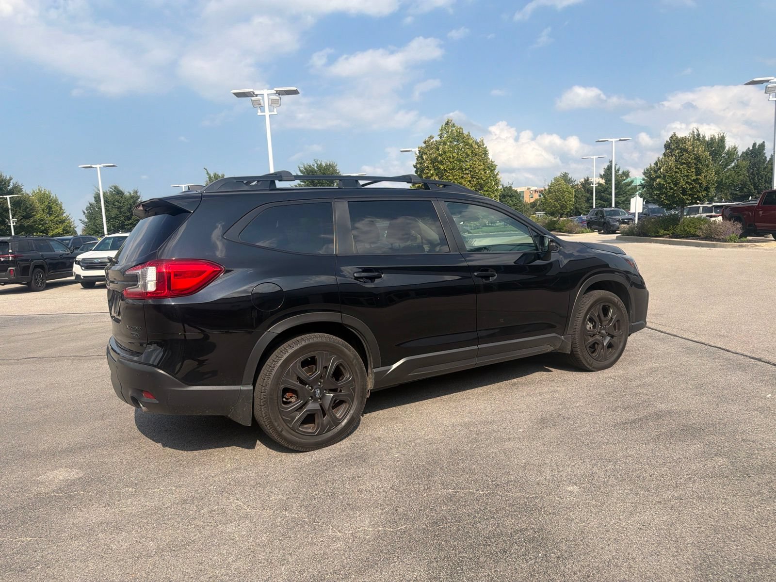 Used 2023 Subaru Ascent Onyx Edition AWD/4WD image 18