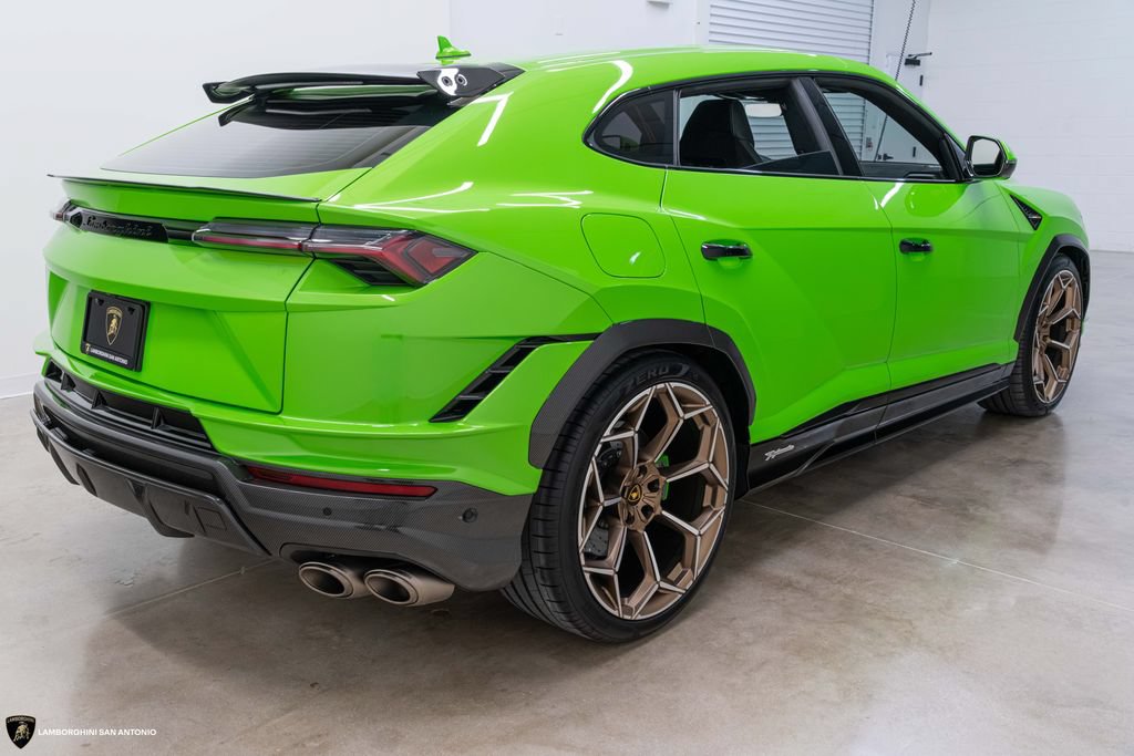 Used 2024 Lamborghini Urus Performante AWD/4WD image 20