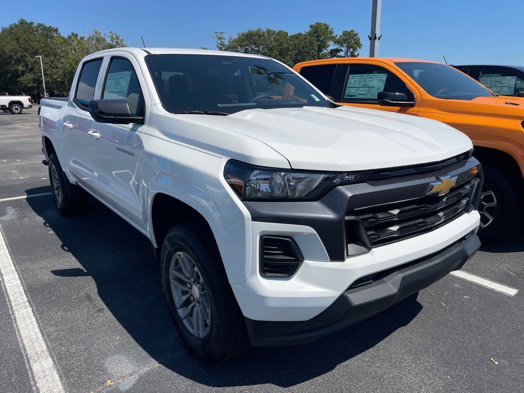 New 2026 Chevrolet Colorado LT image 3
