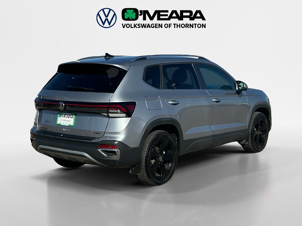 Used 2025 Volkswagen Taos SEL w/ Taos Adventure Package (SXB) AWD/4WD image 5