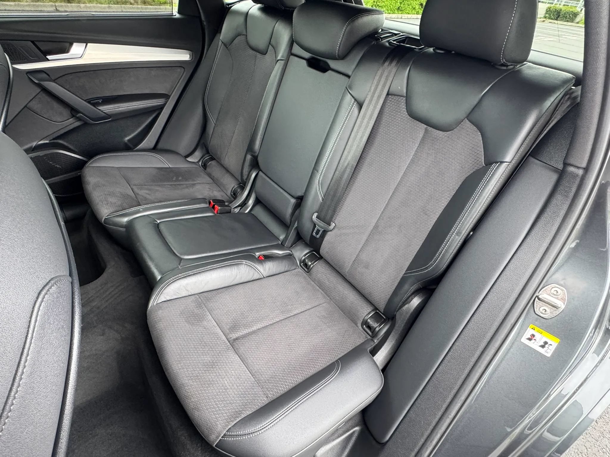 Used 2023 Audi Q5 e Prestige w/ Prestige Package AWD/4WD image 40