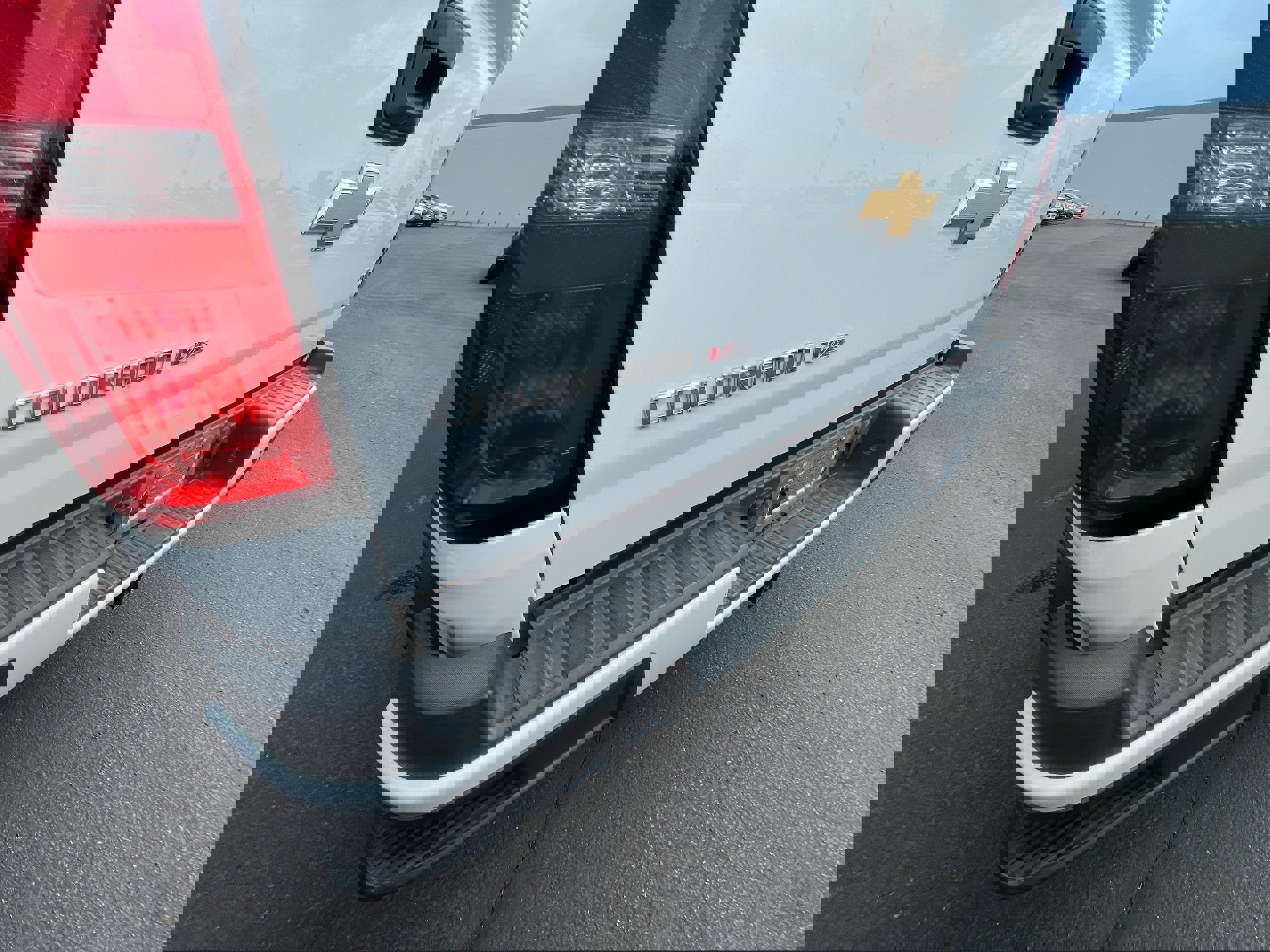 Used 2017 Chevrolet Colorado LT image 10