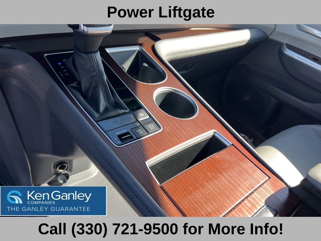 Used 2023 Toyota Sienna XLE image 34