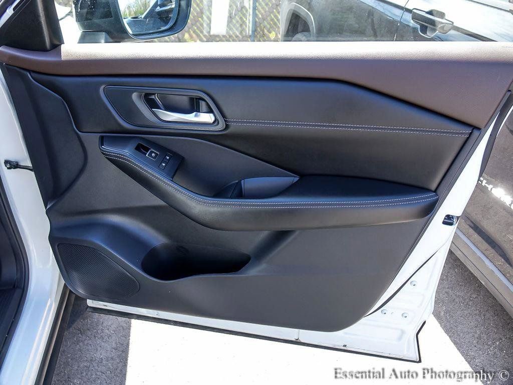 Used 2023 Nissan Rogue SL w/ SL Premium Package AWD/4WD image 29