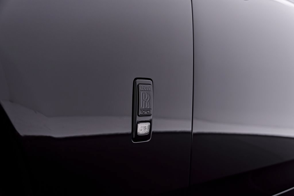 Used 2024 Rolls-Royce Phantom Sedan w/ The Phantom Package RWD image 23