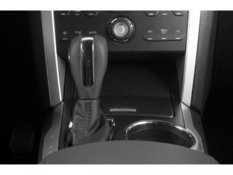 Used 2015 Ford Explorer XLT w/ Equipment Group 202B image 10