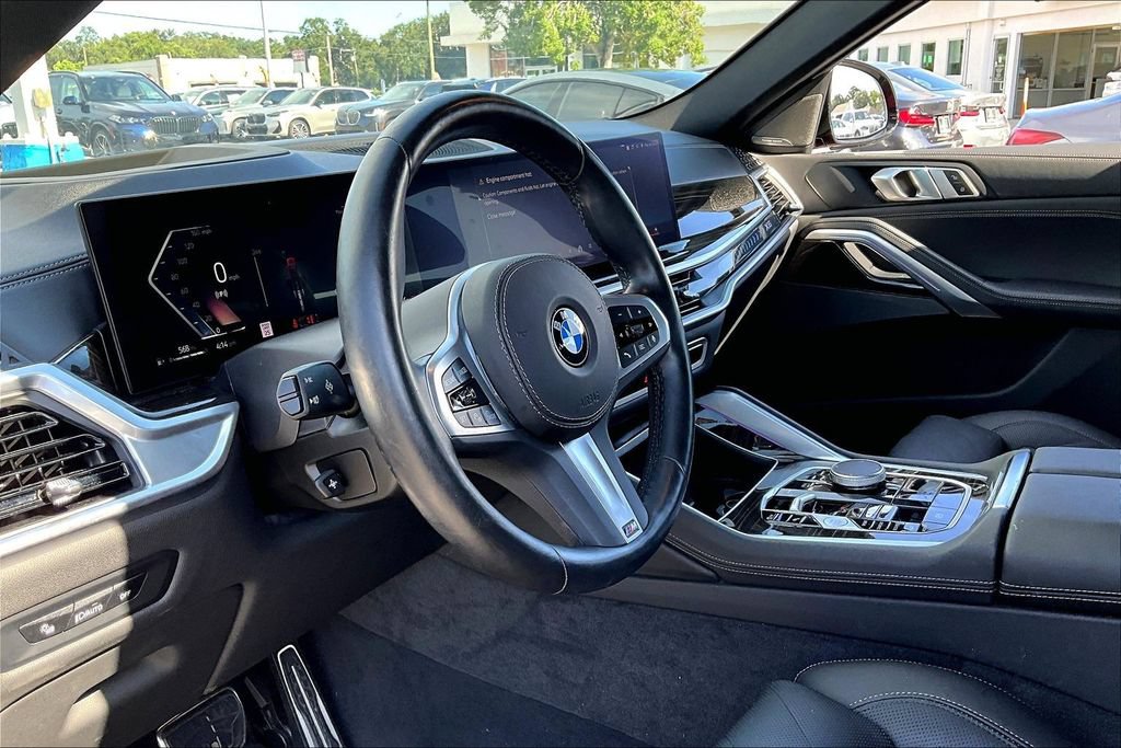 Certified 2025 BMW X6 xDrive40i AWD/4WD image 14