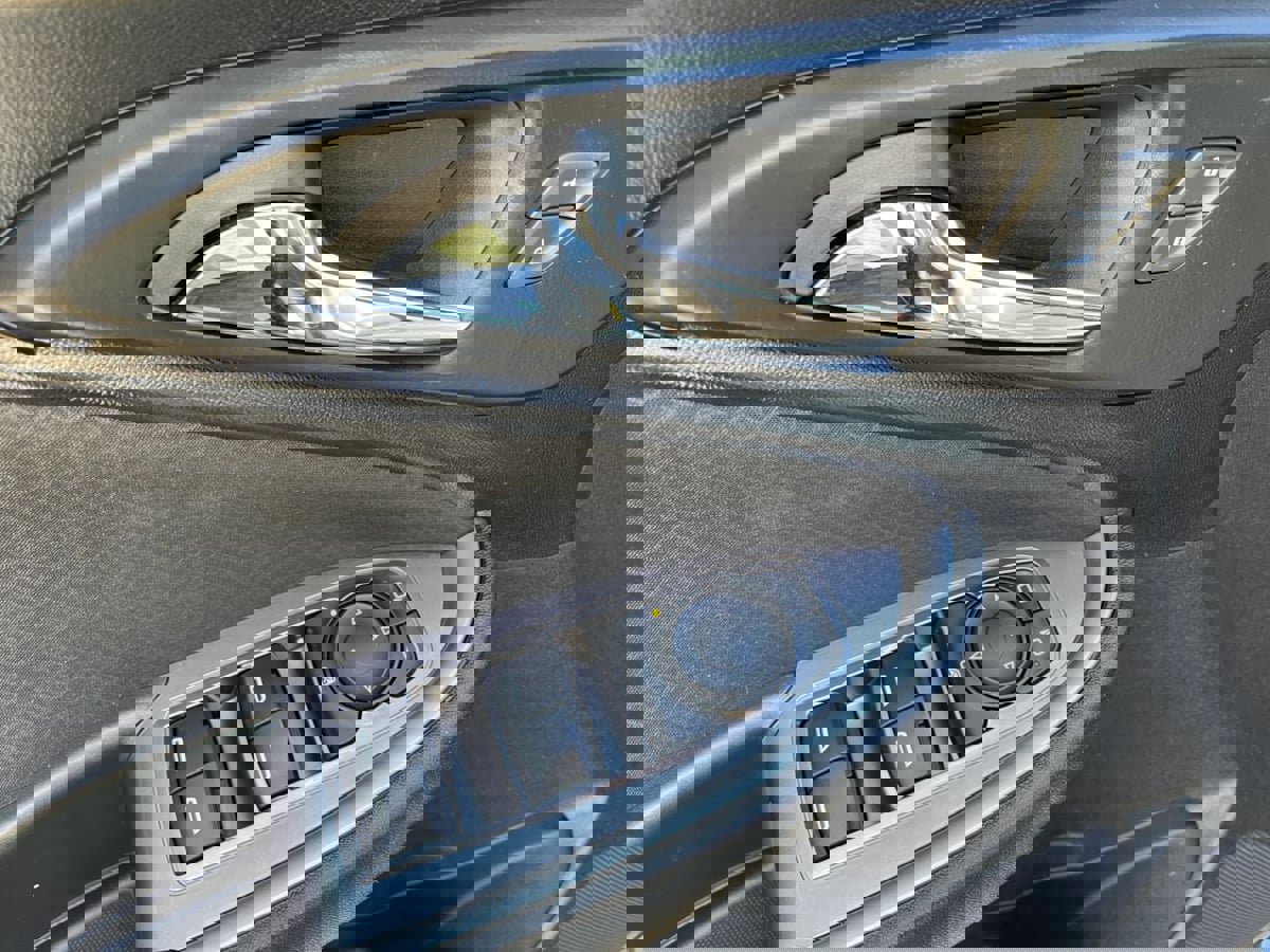 Used 2019 Chevrolet Malibu LS image 17