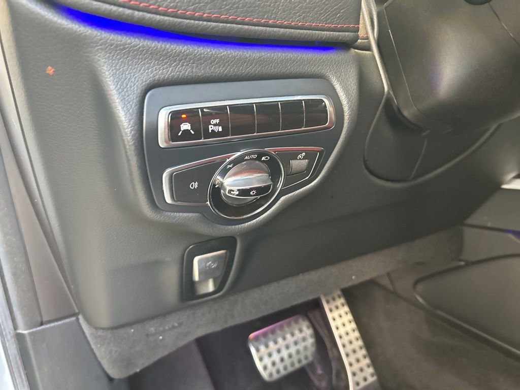 Used 2022 Mercedes-Benz G 550 w/ G Manufaktur Interior Package image 39