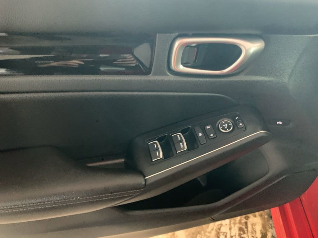 Used 2023 Honda Civic Touring image 12