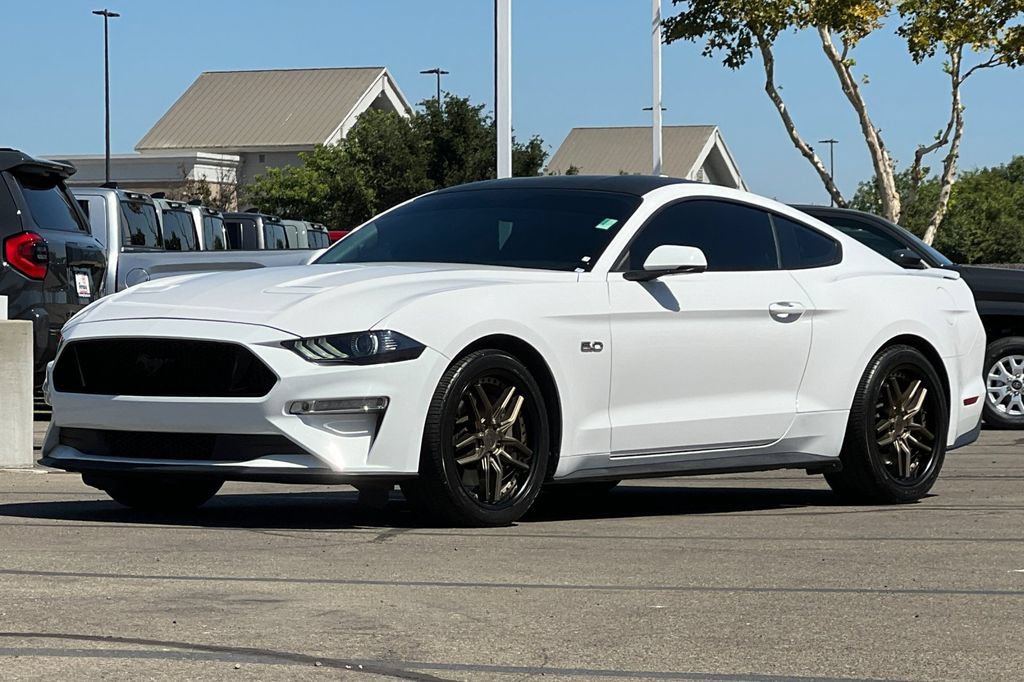 Used 2020 Ford Mustang GT Premium RWD image 10