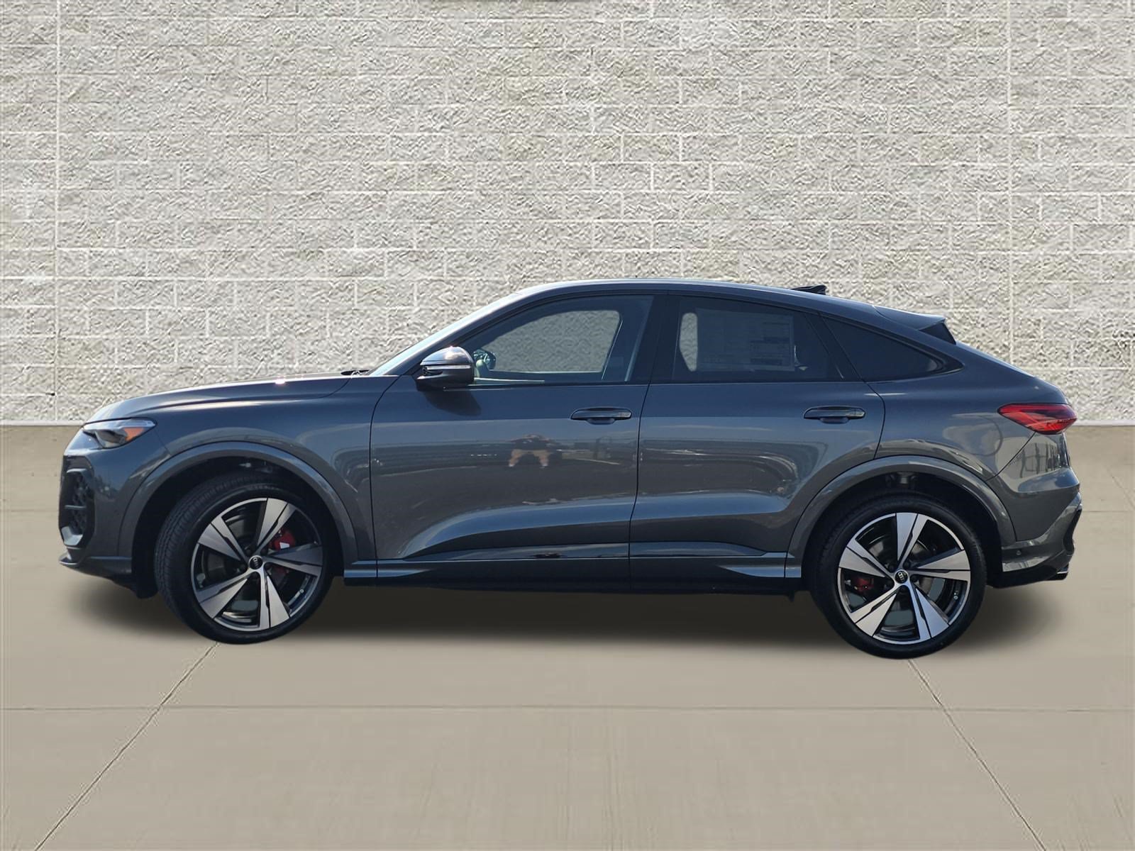 New 2026 Audi SQ5 Premium Plus AWD/4WD image 4