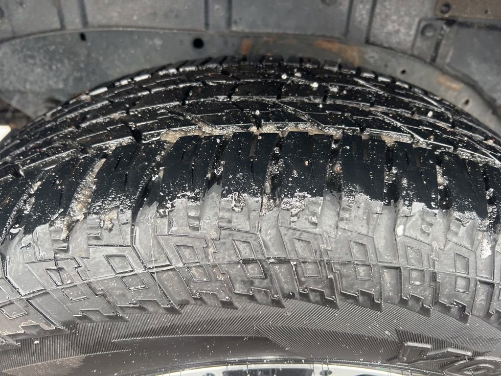 Certified 2021 Nissan Titan SV w/ SV Convenience Package image 40