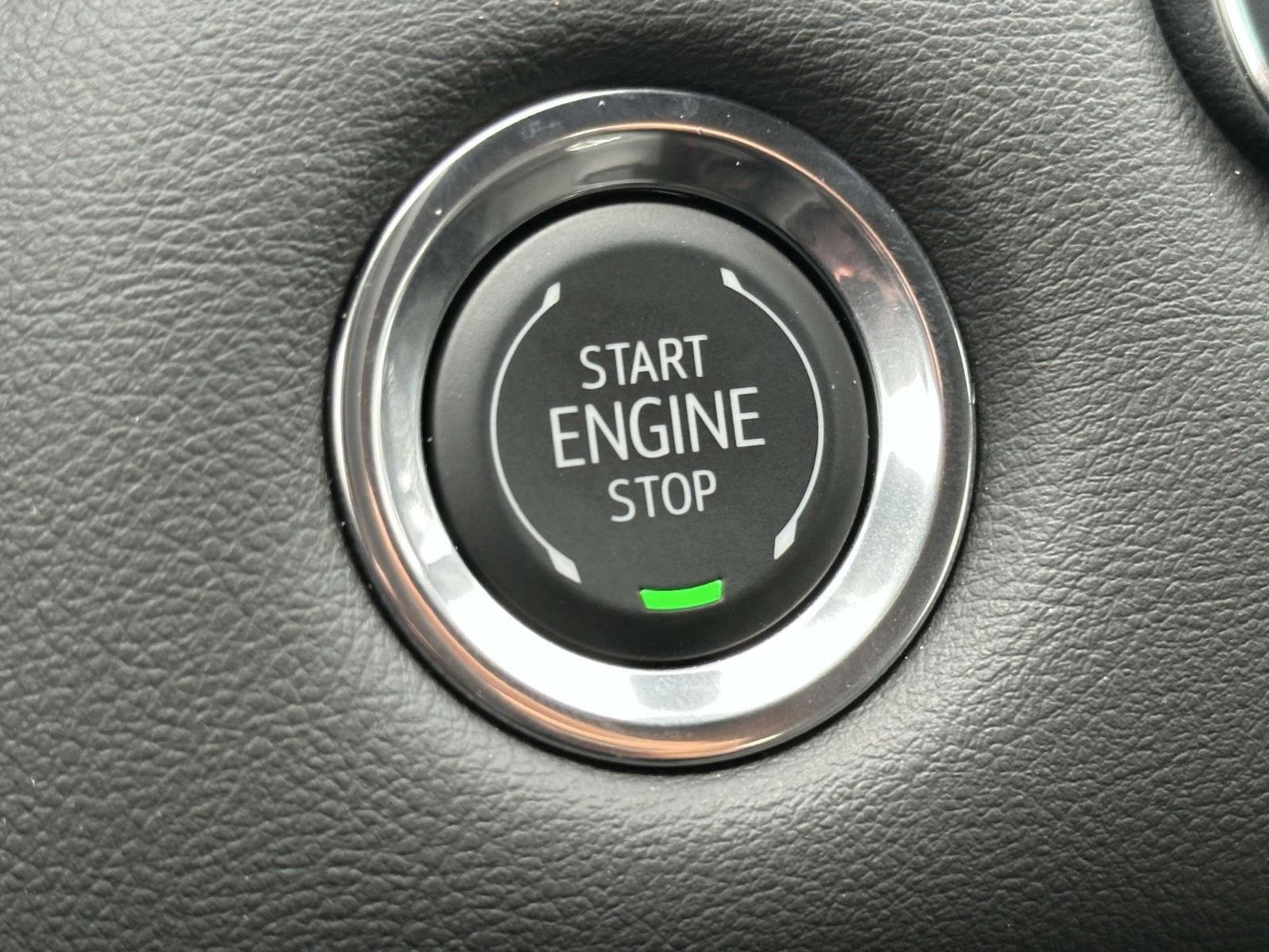 New 2025 GMC Canyon Elevation w/ Convenience Package image 7