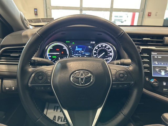 Used 2019 Toyota Camry XLE w/ Sunroof Package image 10