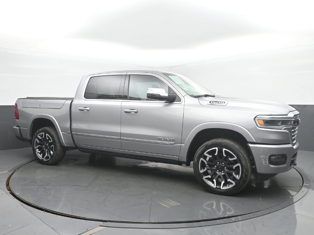 Used 2025 RAM 1500 Limited w/ Body Color Bumper Group AWD/4WD image 8
