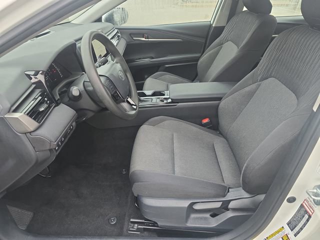 Used 2025 Toyota Camry LE image 14