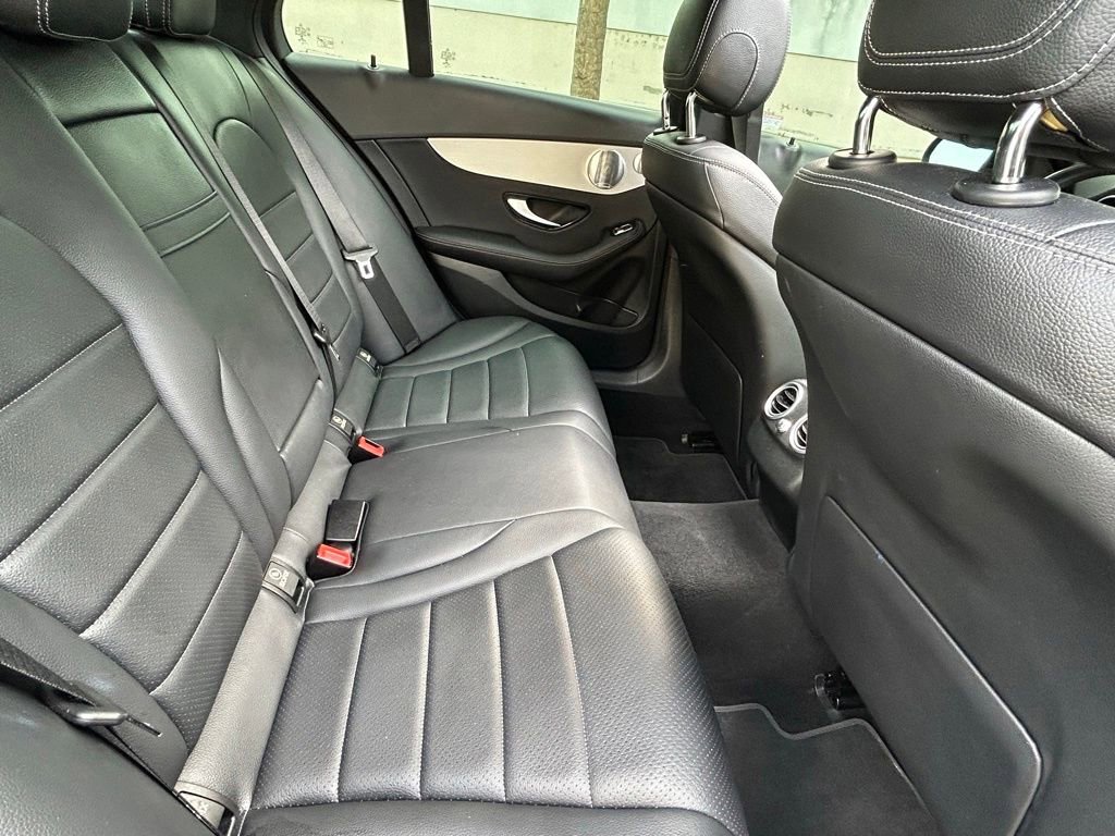 Used 2021 Mercedes-Benz C 300 Sedan image 38