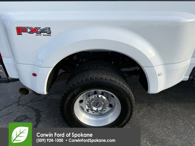Used 2023 Ford F450 Lariat w/ Chrome Package image 22