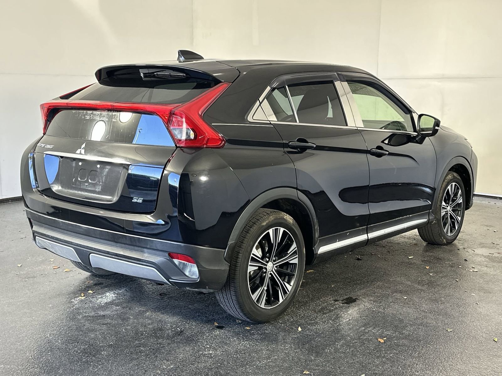 Used 2020 Mitsubishi Eclipse Cross SE image 11