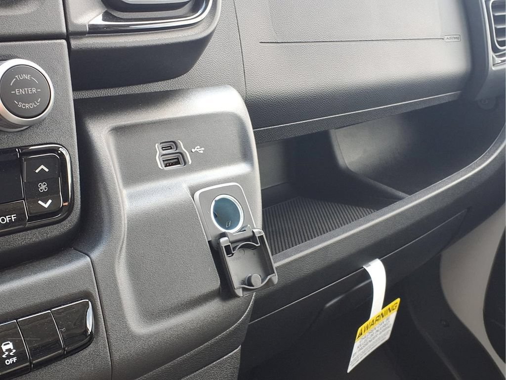 New 2026 RAM ProMaster 2500 w/ Convenience Group FWD image 15