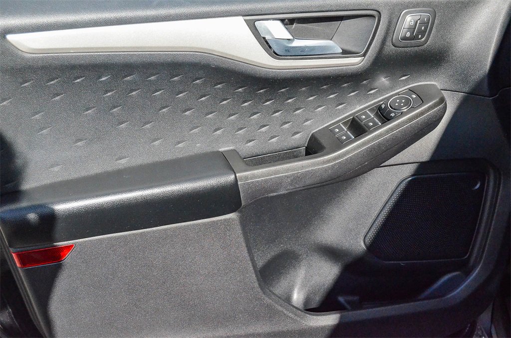 Used 2020 Ford Escape SEL image 22