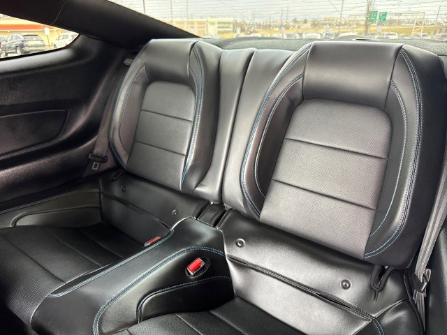 Used 2021 Ford Mustang GT Premium w/ Equipment Group 401A image 6