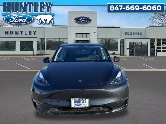 Used 2024 Tesla Model Y Long Range image 3